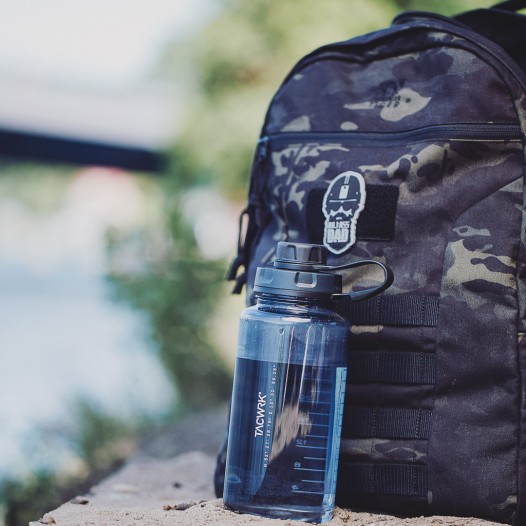 Perfekt mit TACWRK Nalgene und Tactical Bad Ass Dad Morale Patch! 