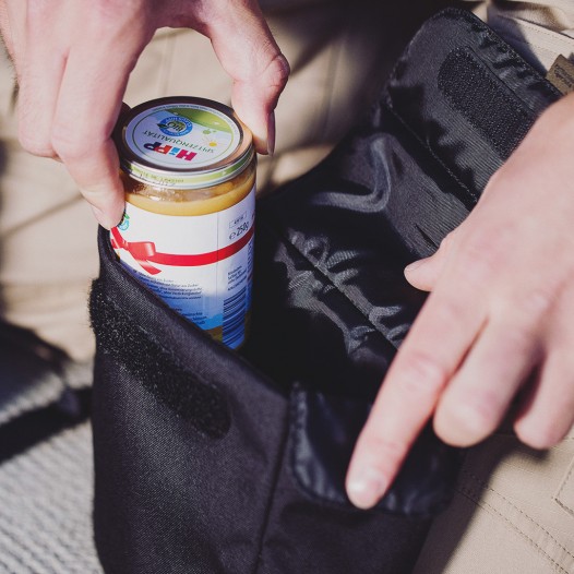 Herausnehmbare, gepolsterte Tasche für Baby-Nahrung, Gläschen und Fläschchen.