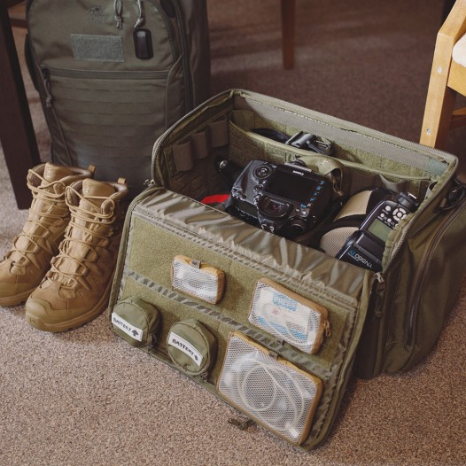 Der TT Modular Range Bag wurde zwar als modulare Trainingstasche
für Schützen entwickelt, eignet sich aber auch hervorragend
als Kameratasche oder Bugout Bag.