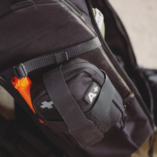 Die neue Tasmanian Tiger Tac Pouch Medic ist eine fortschrittliche IFAK Tasche mit umlaufendem Reißverschluss und smart konzipiertem Innendesign. Dazu passend der der TT Tac Pouch Holder .