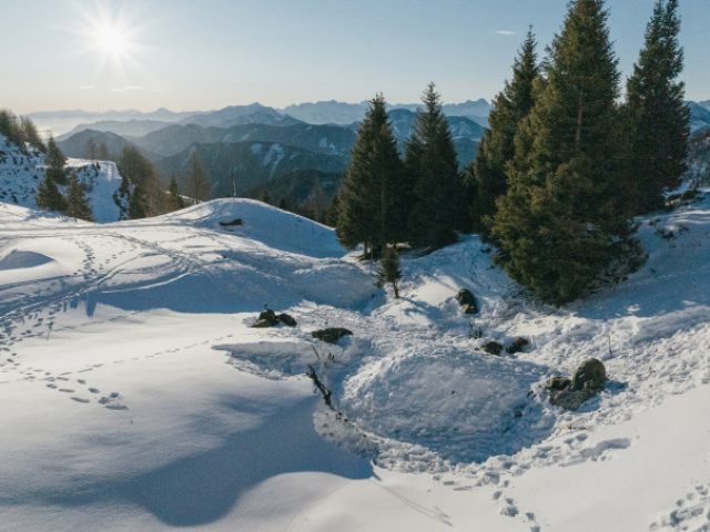CARINTHIA ELEMENTS - Winterlager im Schnee